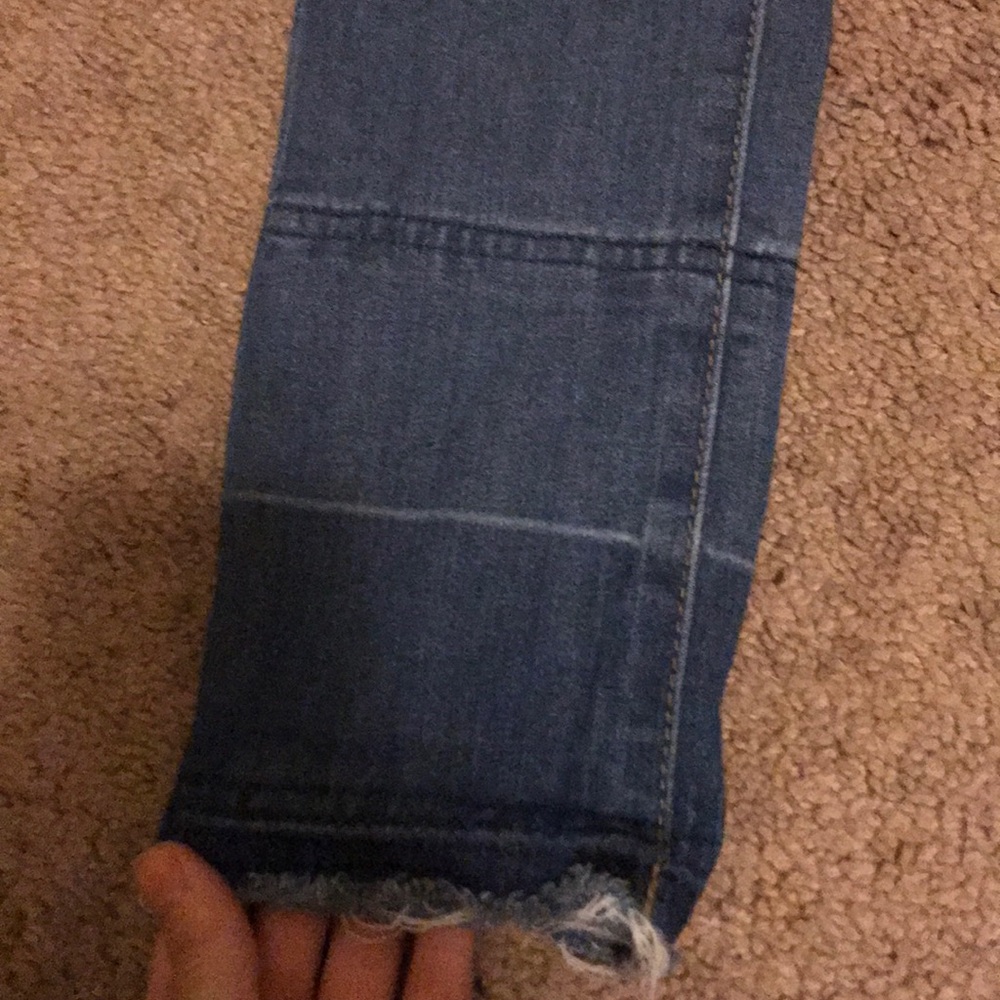 Jeans with cute detailed pant legs!